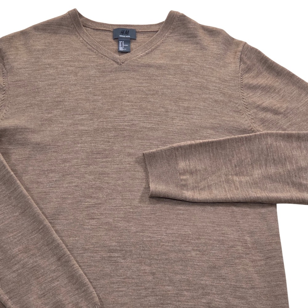 H&M Men's V-Neck Sweater in Taupe